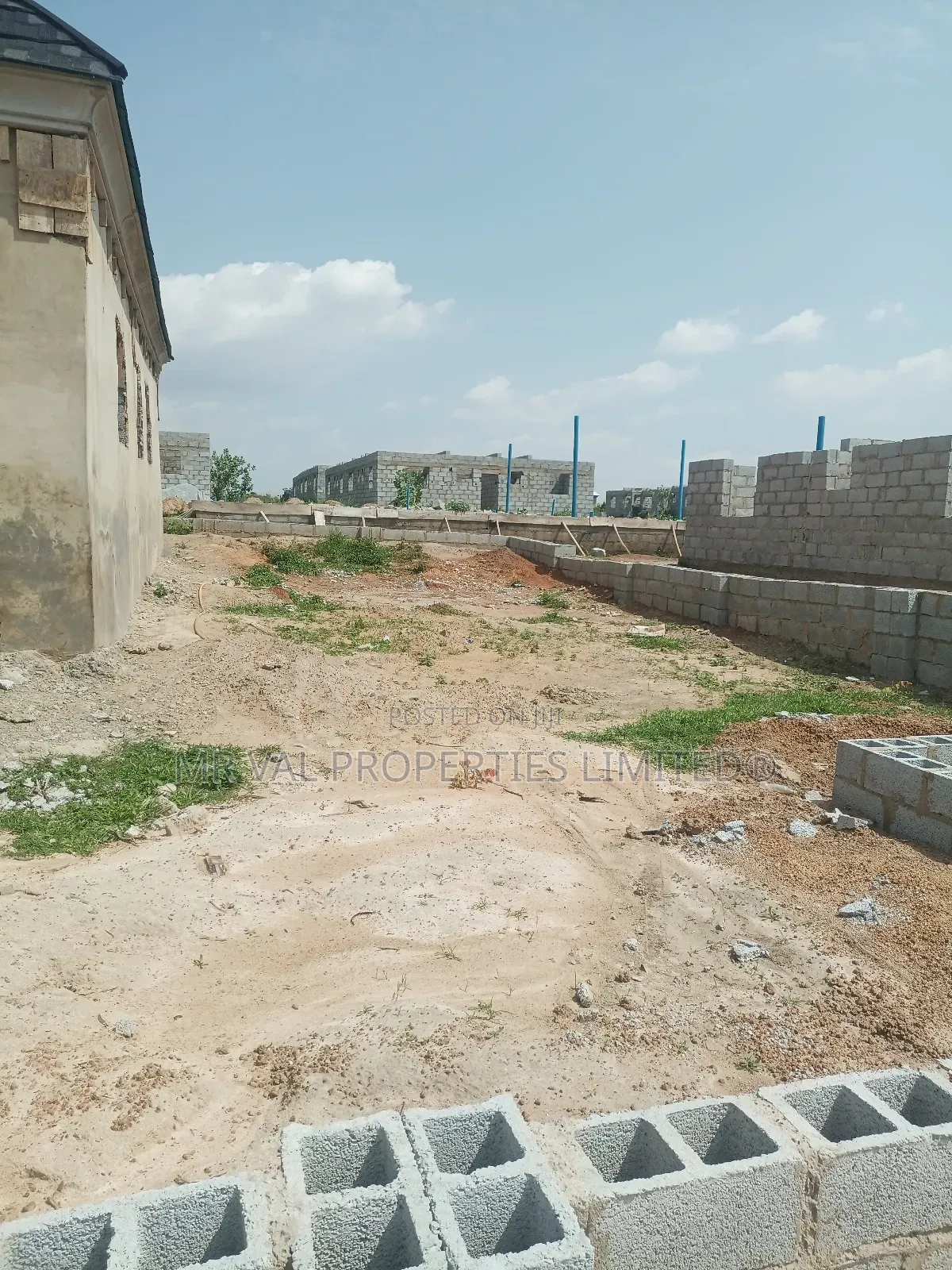 3bdrm Bungalow in Gwarinpa for sale
