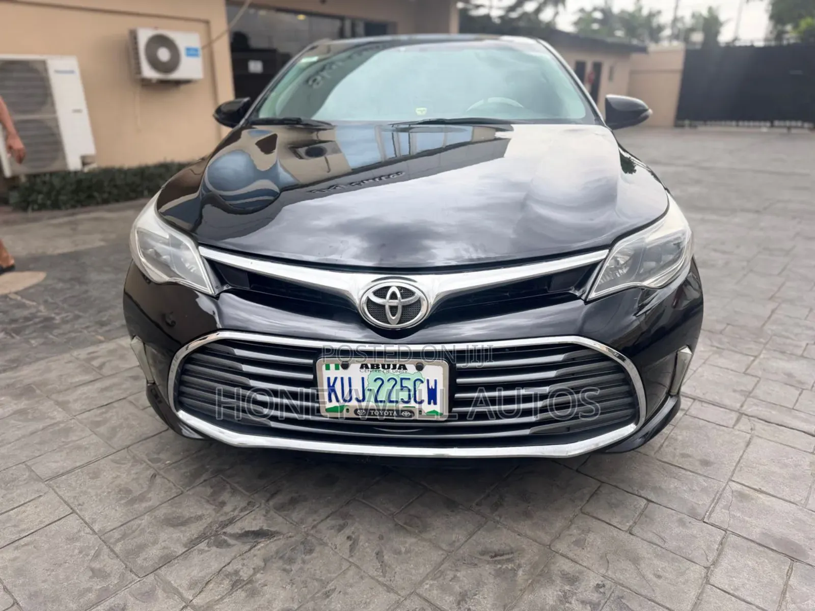 Toyota Avalon XLE Premium 4dr Sedan (3.5L 6cyl 6A) 2014 Black