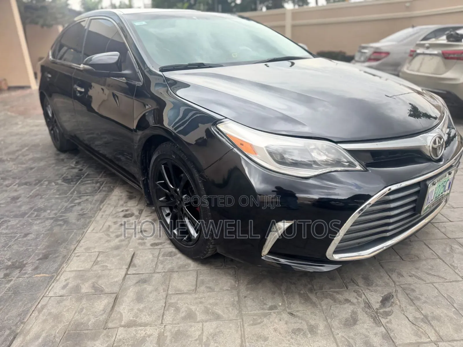 Toyota Avalon XLE Premium 4dr Sedan (3.5L 6cyl 6A) 2014 Black