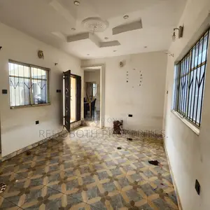 Photo - 4bdrm Bungalow in Iyana Church, Ibadan for sale