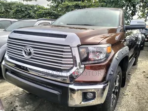 Toyota Tundra 2018 Brown