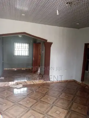 3bdrm Apartment in Benin City for rent