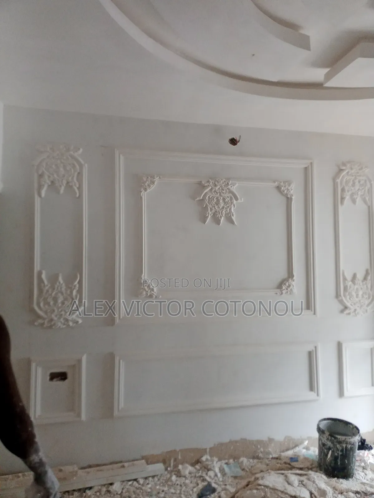 Royal Ceiling Pop
