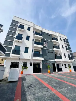 3bdrm Apartment in Lekki Phase 1 for sale