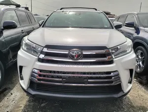Toyota Highlander Limited Platinum 4dr SUV (3.5L 6cyl 6A) 2015 White