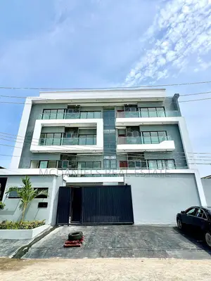 3bdrm Apartment in Lekki Phase 1 for sale