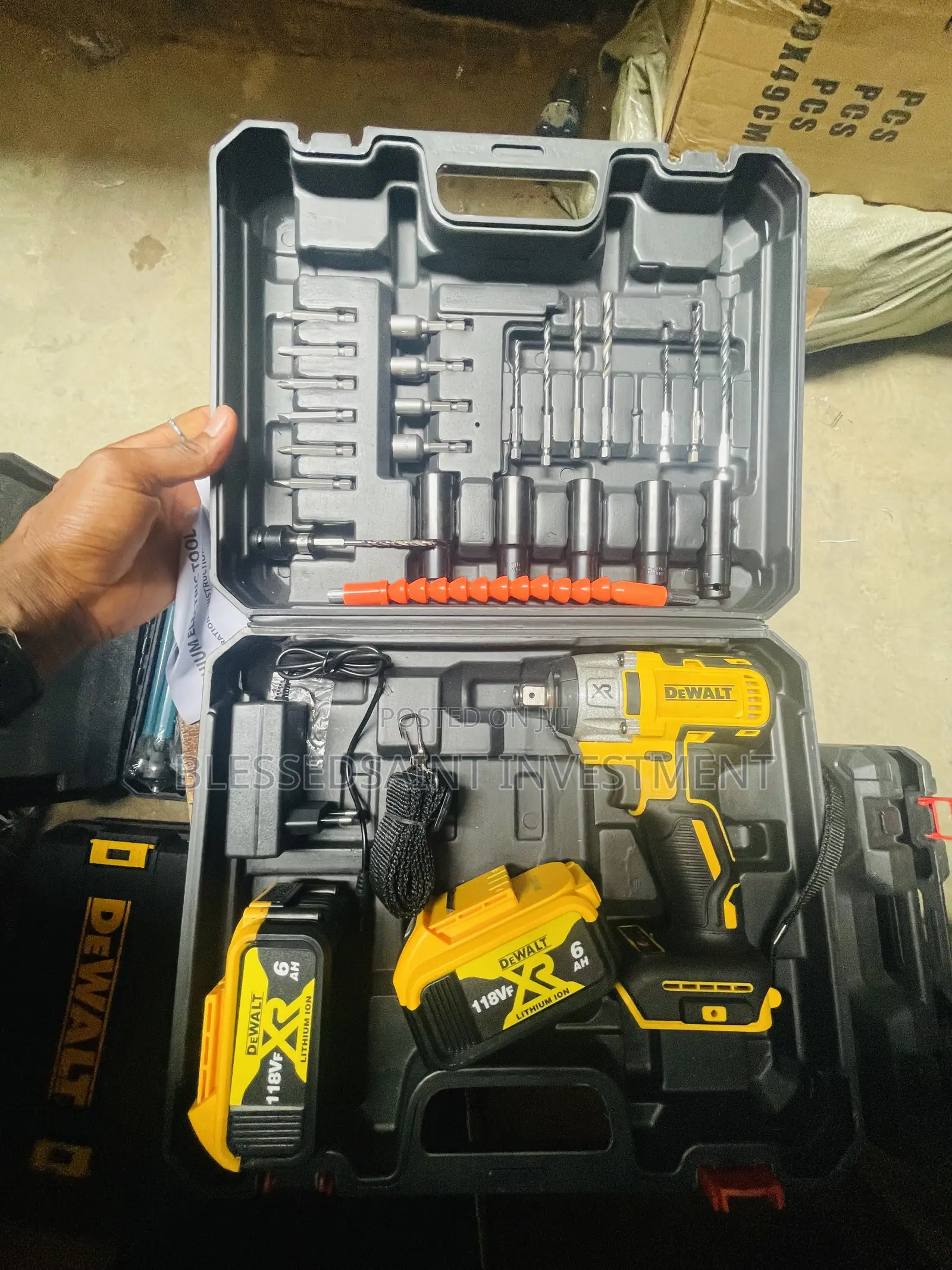 Dewalt Cordless Impact Wrench 118volts