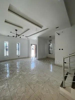 5bdrm Duplex in Orchid Road., Lekki Phase 2 for rent