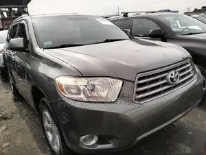 Toyota Highlander 2010 Gray
