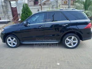 Mercedes-Benz GLE-Class 2016 Black