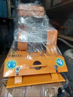 Original Concrete Vibrator Machine
