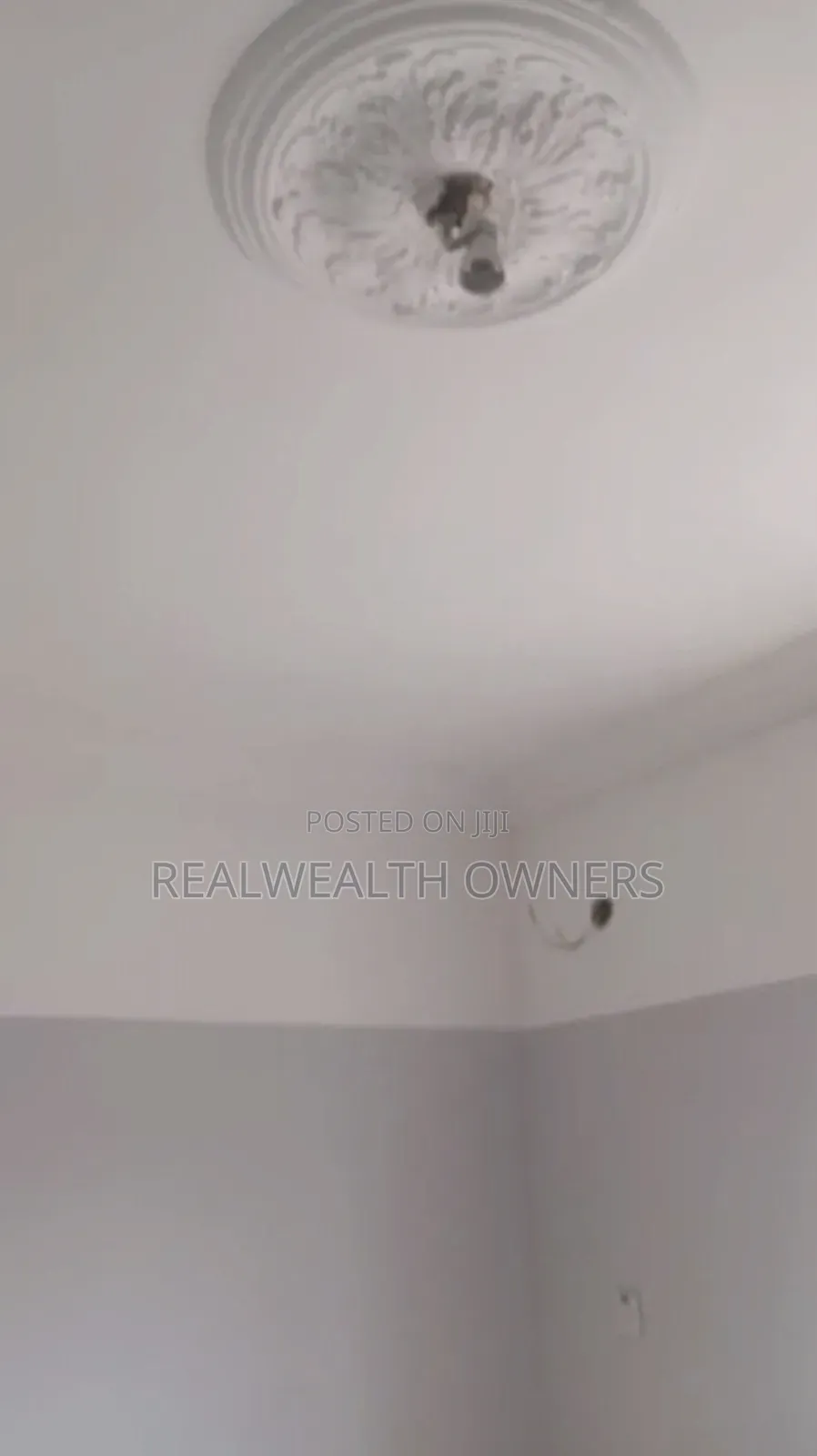 3bdrm Apartment in Makogi Magboro, Obafemi-Owode for rent