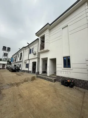 Photo - 1bdrm Block of Flats in Alakahia, Port-Harcourt for sale