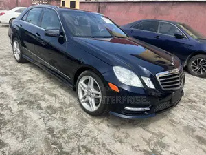 Mercedes-Benz E350 Base 4Matic Sedan AWD (3.5L 6cyl 7A) 2013 Blue
