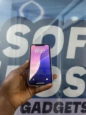 Apple iPhone 11 64 GB White