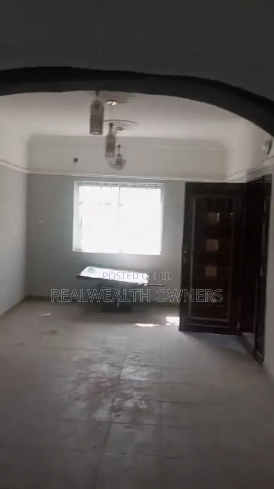3bdrm Apartment in Makogi Magboro, Obafemi-Owode for rent