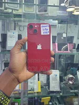 Apple iPhone 13 128 GB Red