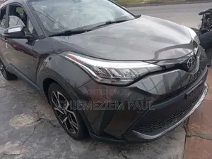 Toyota C-HR Limited 2021 Gray