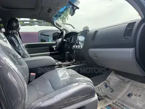 Toyota Sequoia 2010 Gray