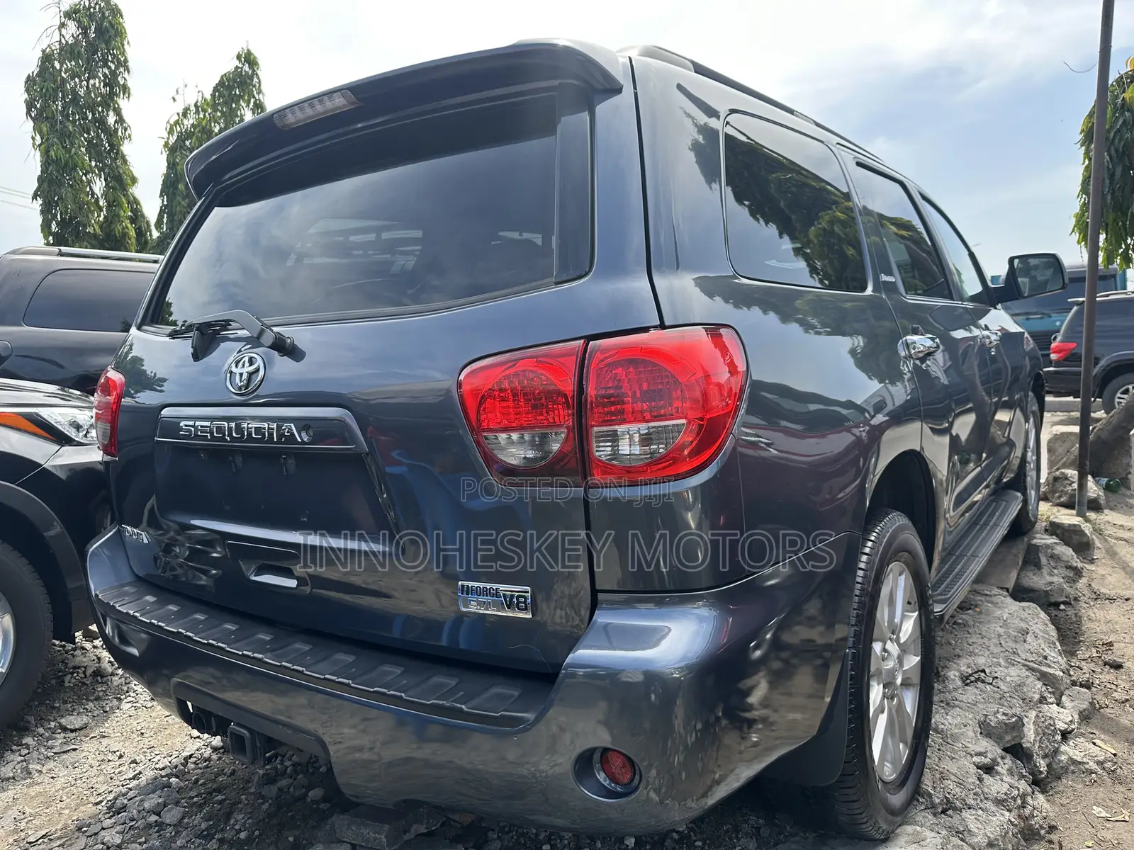 Toyota Sequoia 2010 Gray