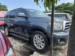 Toyota Sequoia 2010 Gray