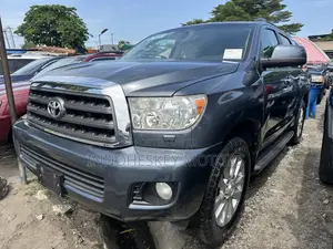 Toyota Sequoia 2010 Gray