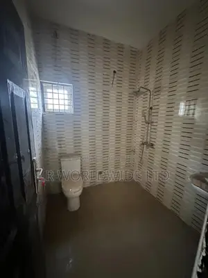 5bdrm Duplex in Lugbe District for rent