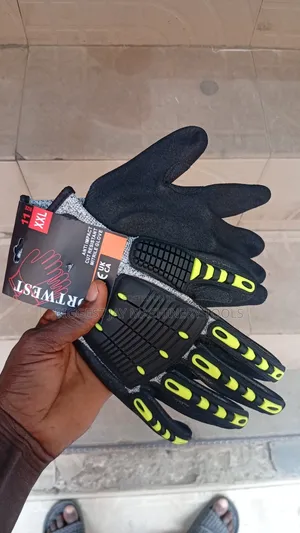 Safety Gloves