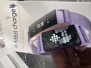 Photo - Fitbit Charge 4 Special Edition