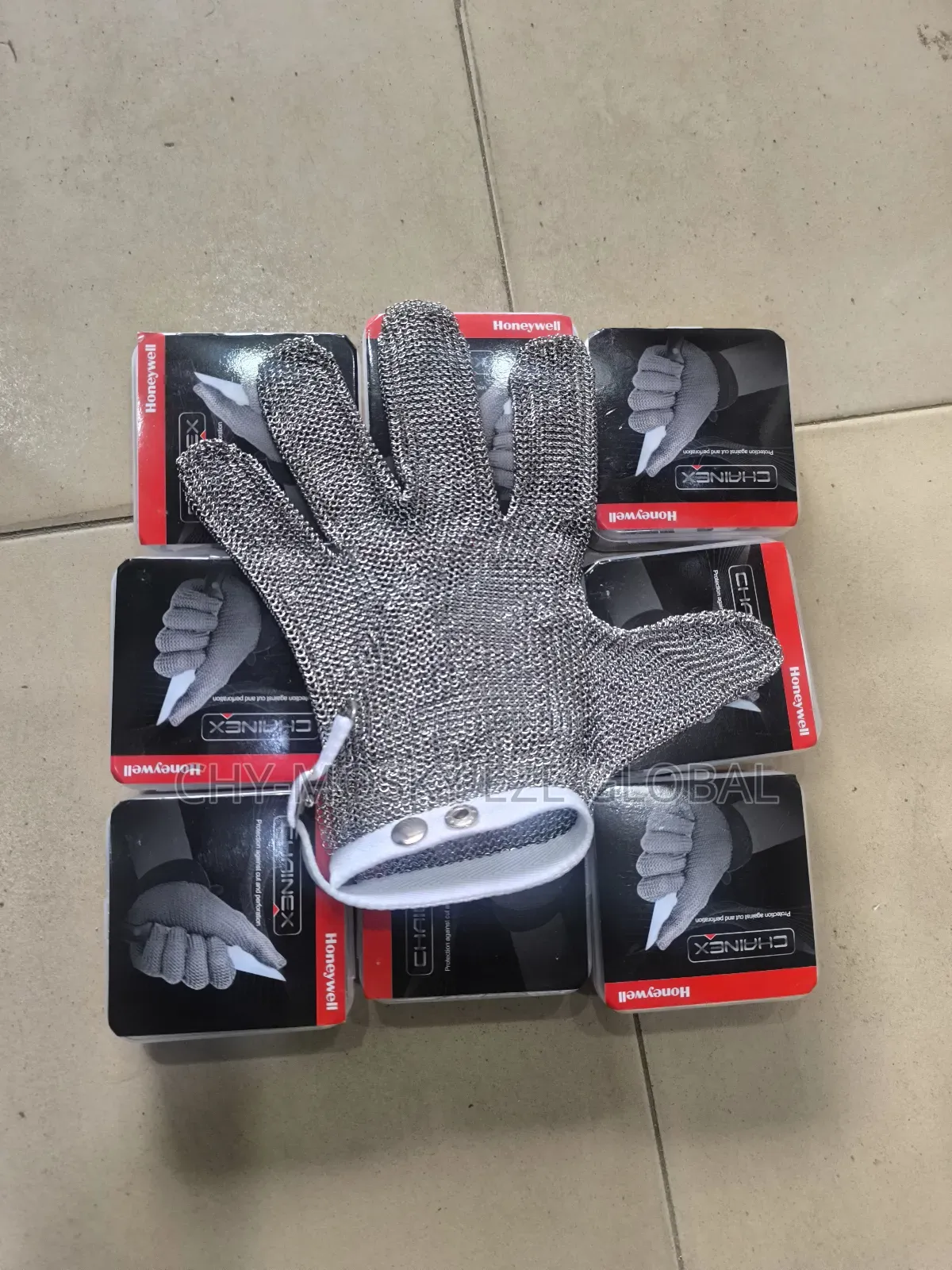 Iron Mesh Glove