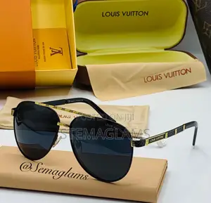 Photo - Louis Vuitton Men’S Frameless Square Classic Sunglasses