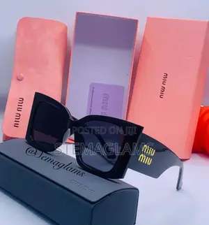 Photo - Miu Miu Sunshade Lightweight Fashion Wear