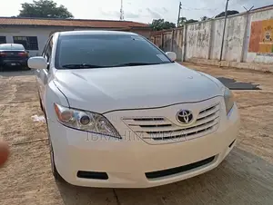 Toyota Camry 3.5 LE 2008 White