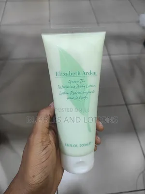 Photo - Elizabeth Arden Green Tea Refreshing Body Lotion 200ml
