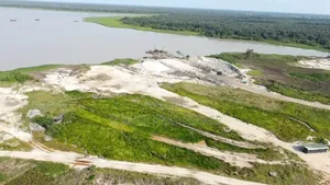 Lagoon Front Plots