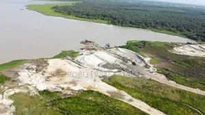 Lagoon Front Plots