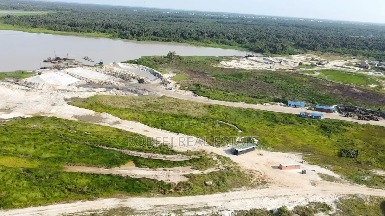 Lagoon Front Plots