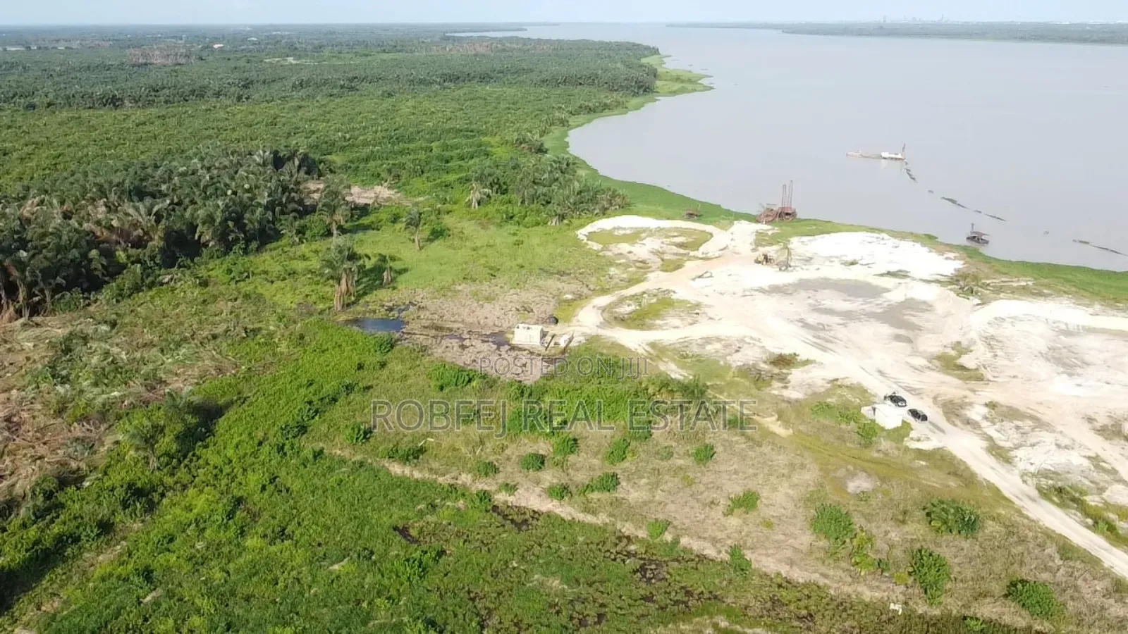 Lagoon Front Plots