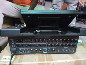 Wing Compact Full Digital Mixer