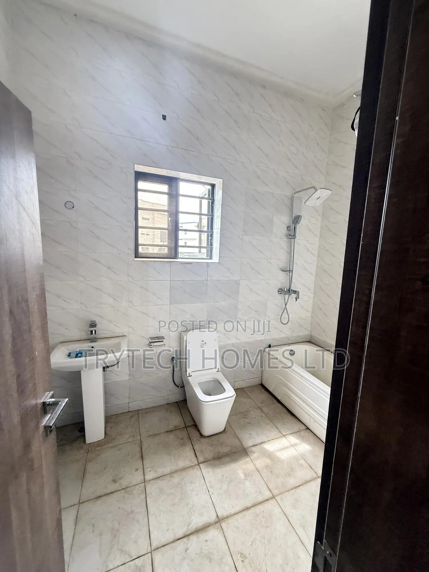 3bdrm Block of Flats in Katampe Extension for rent