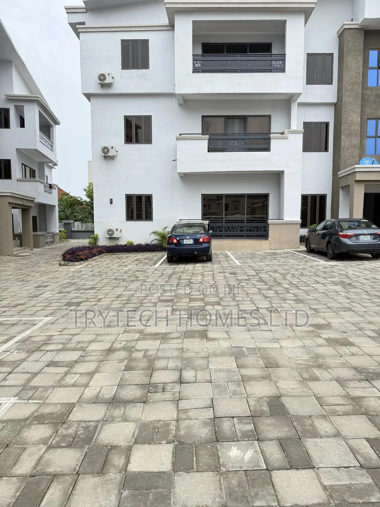 3bdrm Block of Flats in Katampe Extension for rent