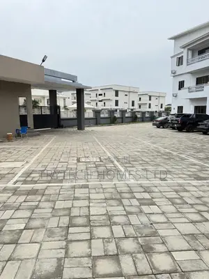 3bdrm Block of Flats in Katampe Extension for rent