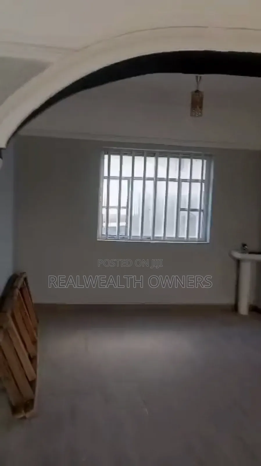 3bdrm Apartment in Makogi Magboro, Obafemi-Owode for rent