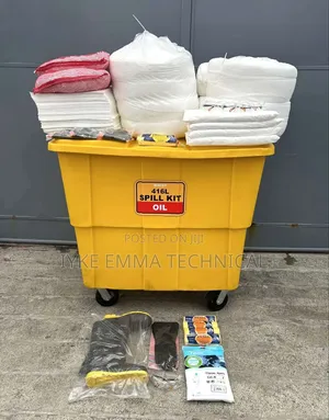 Oil and Chemical Spill Response Kit
