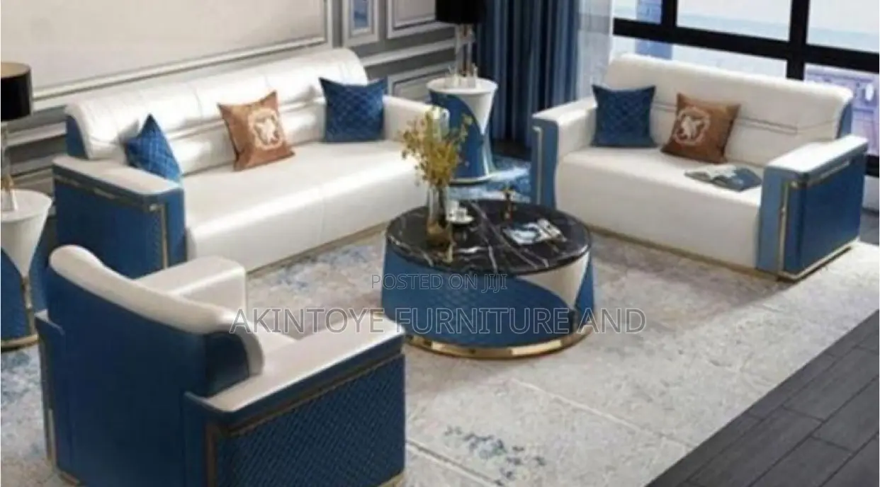3/3/1 With Center,2 Sides Stools