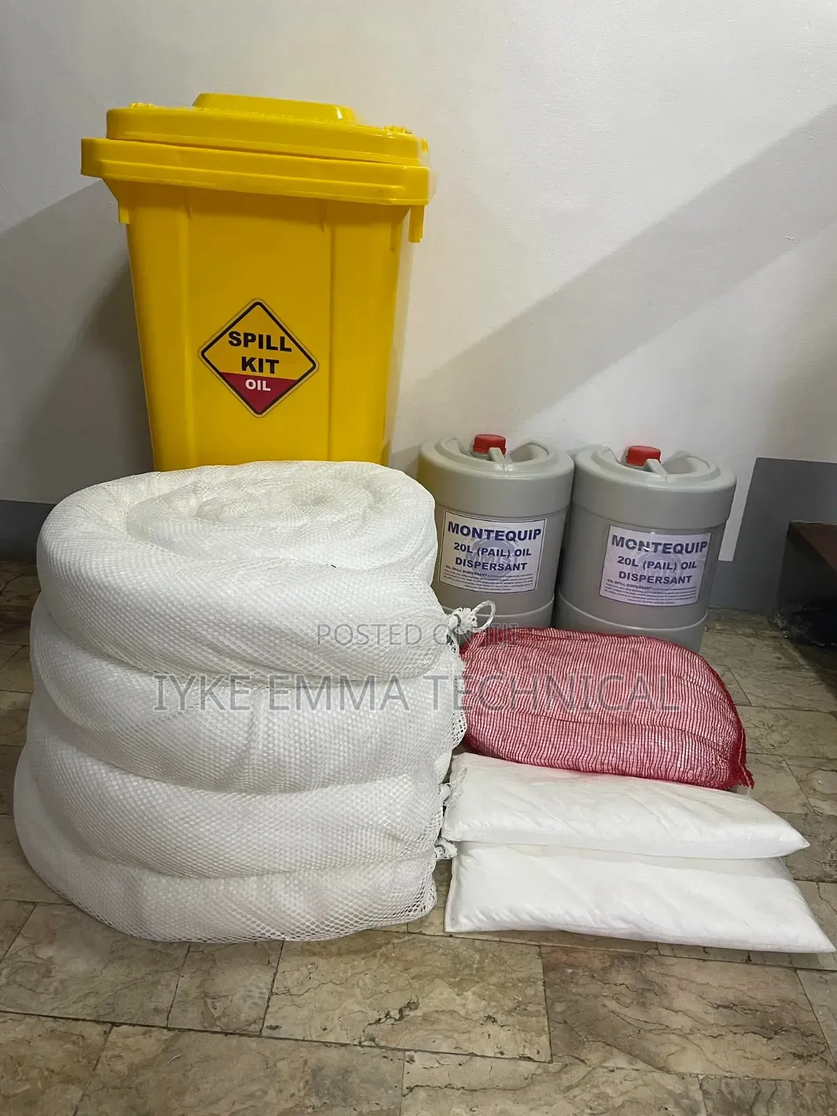 Emergency Oil Spill Kit