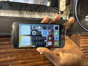 Apple iPhone 7 32 GB