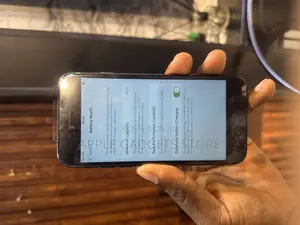 Apple iPhone 7 32 GB
