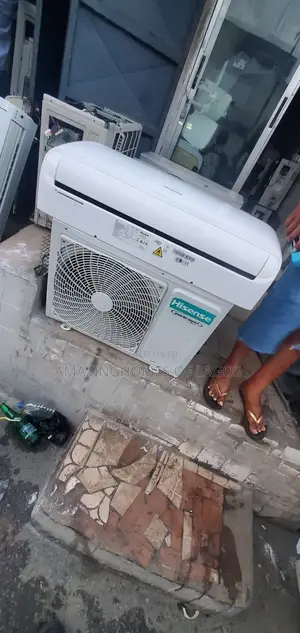 Display 1.5hp Inverter Hisense Ac Pure Tokunbo