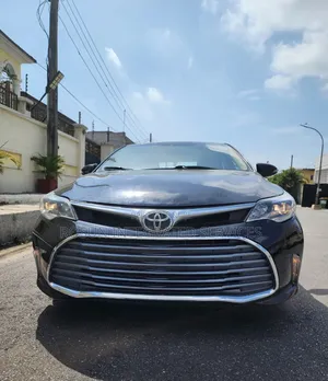 Photo - Toyota Avalon XLE FWDSedan (3.6L 6cyl 6A) 2016 Black